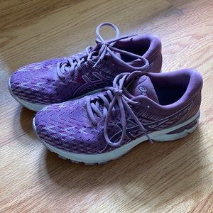 ASICS GT 2000 running shoes